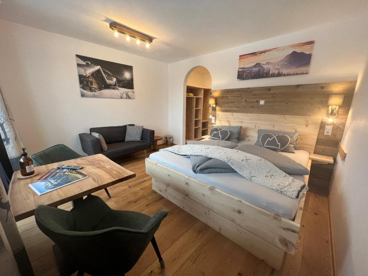 Hotel Berghof Haselsberger Sankt Johann in Tirol Exterior foto